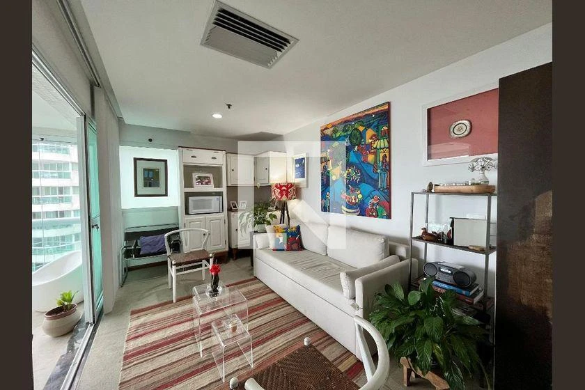 Apartamento mobiliado, 48 m², com janelas do piso ao teto — photo 14