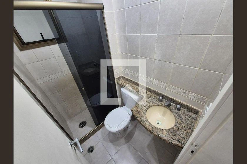 3-bedroom apartment in a building with a pool — photo 41