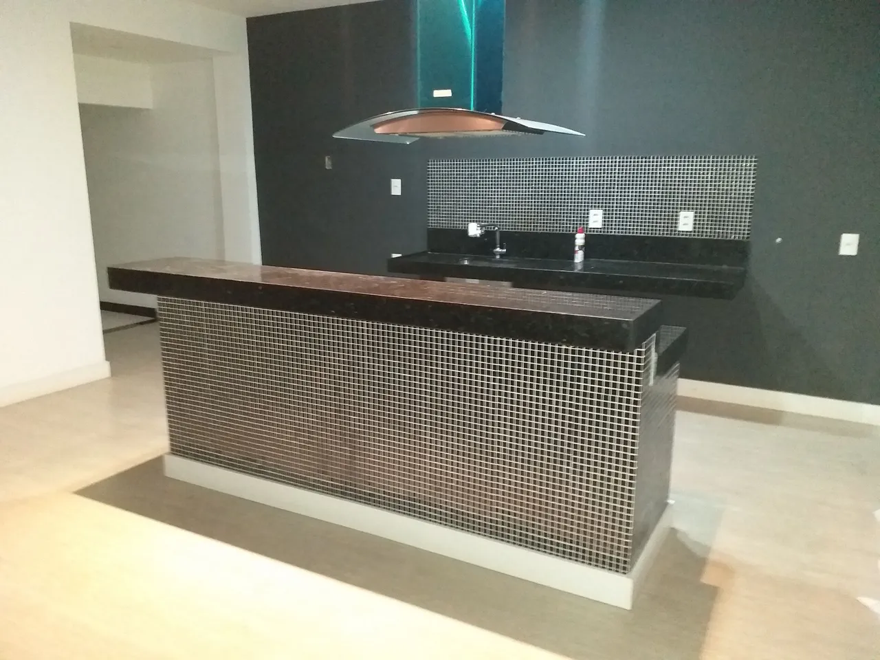 House with 2 bedrooms and a gas open-plan kitchen — photo 5
