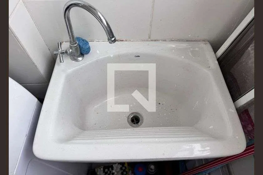 Apartamento mobiliado com 2 quartos e 1 banheiro — photo 3