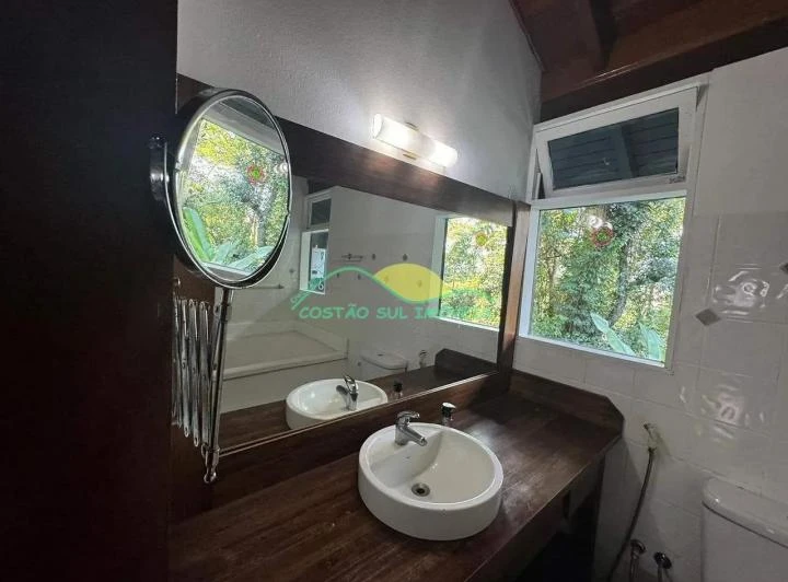 House with 890 m², 3 bedrooms and shared pool — photo 6