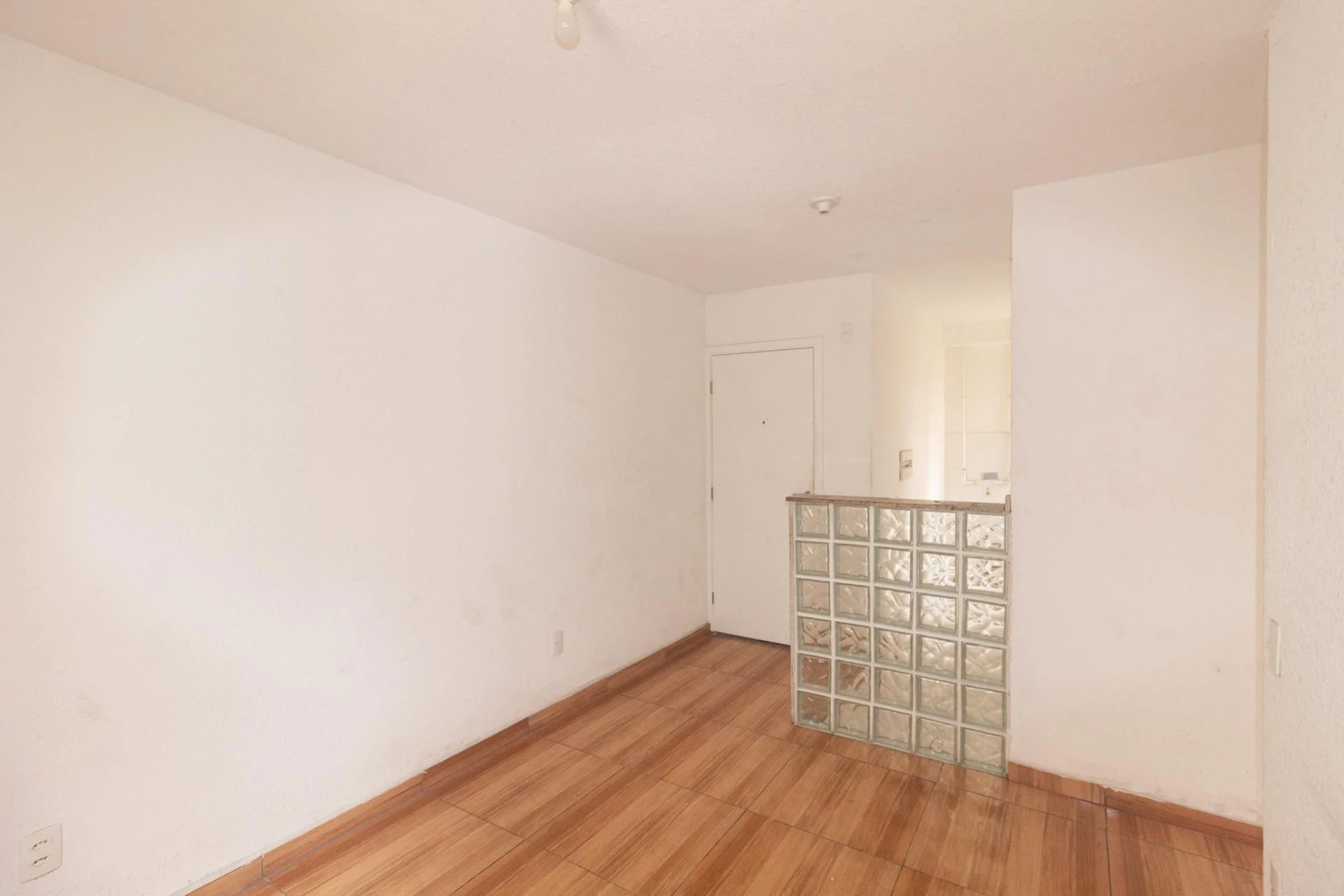 2-bedroom apartment with parking and gas cooking — photo 9