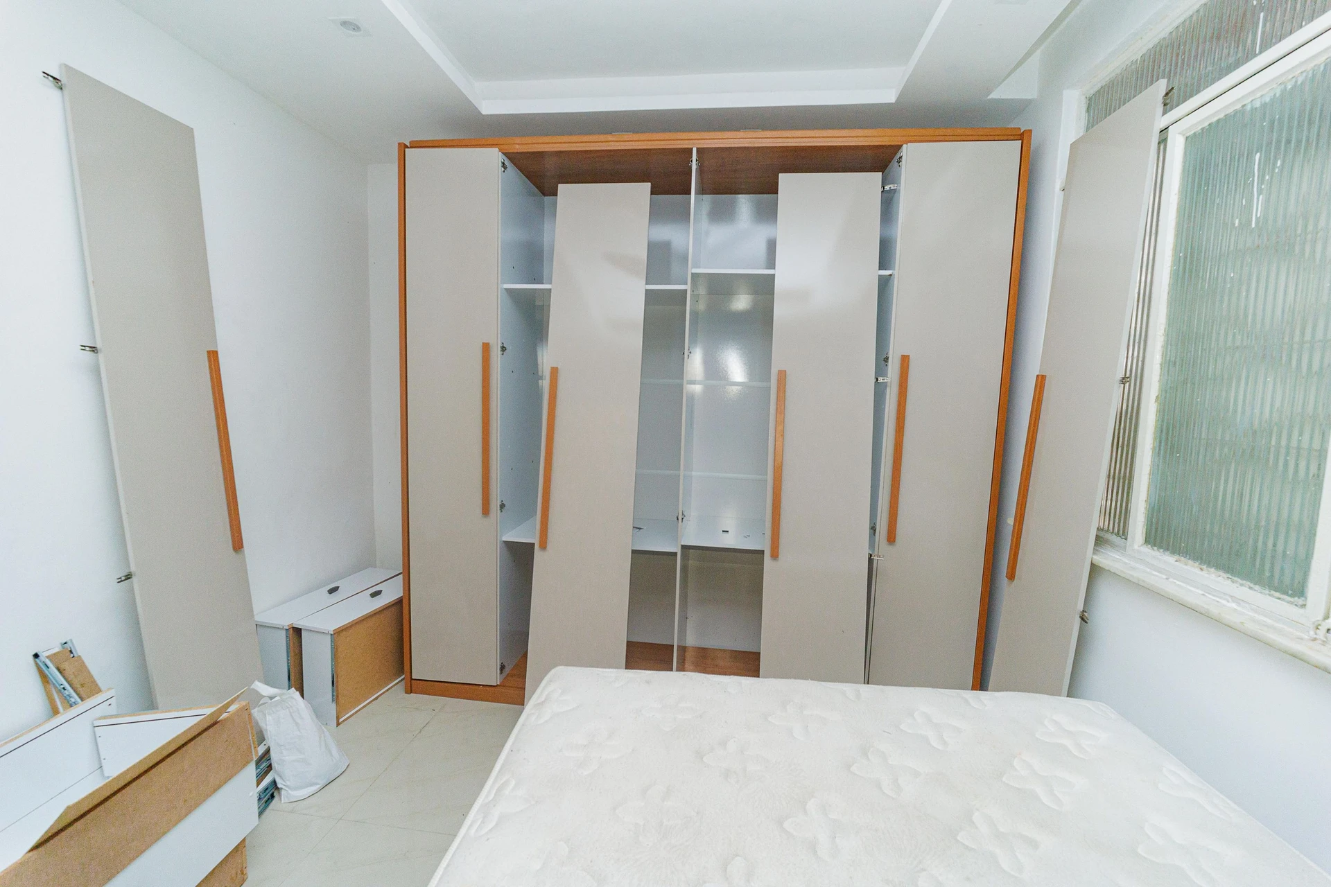 Casa de 208 m² con jardín y espacio de home office — photo 17