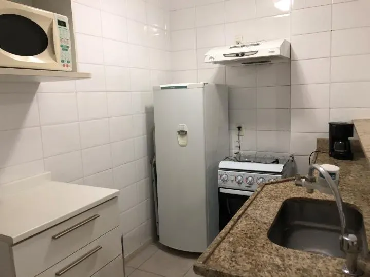 Furnished 39 m² apartment with a glassed-in balcony — photo 4