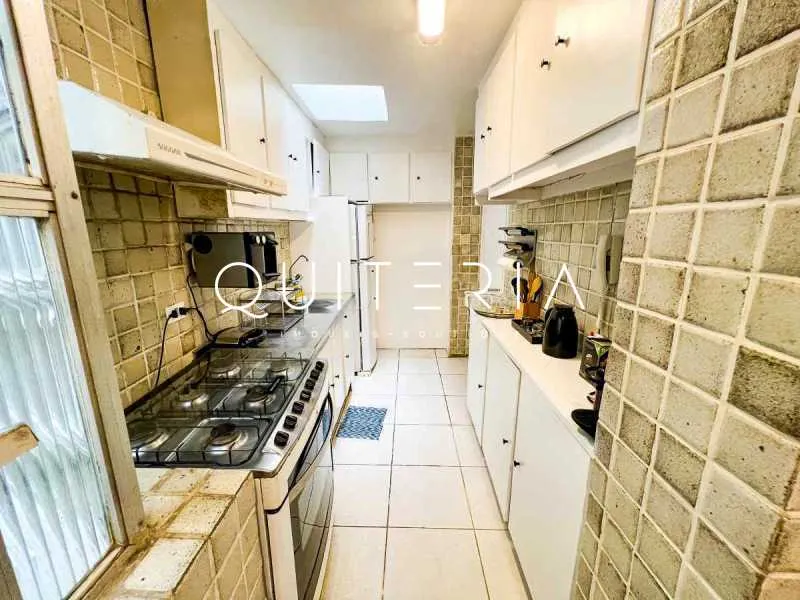 Triplex penthouse with 4 bedrooms and 4 bathrooms — photo 29