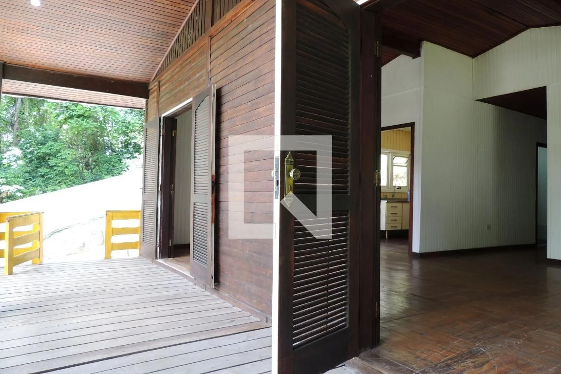 Casa para locação com 3 quartos e 280 m² — photo 64