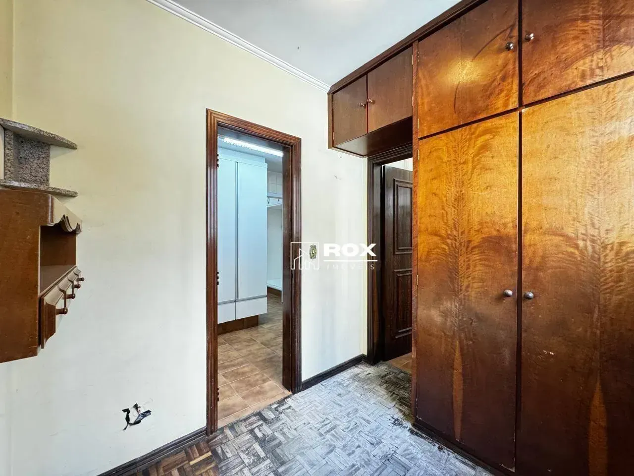 250 m² apartment with 3 bedrooms and a gas stove — photo 23