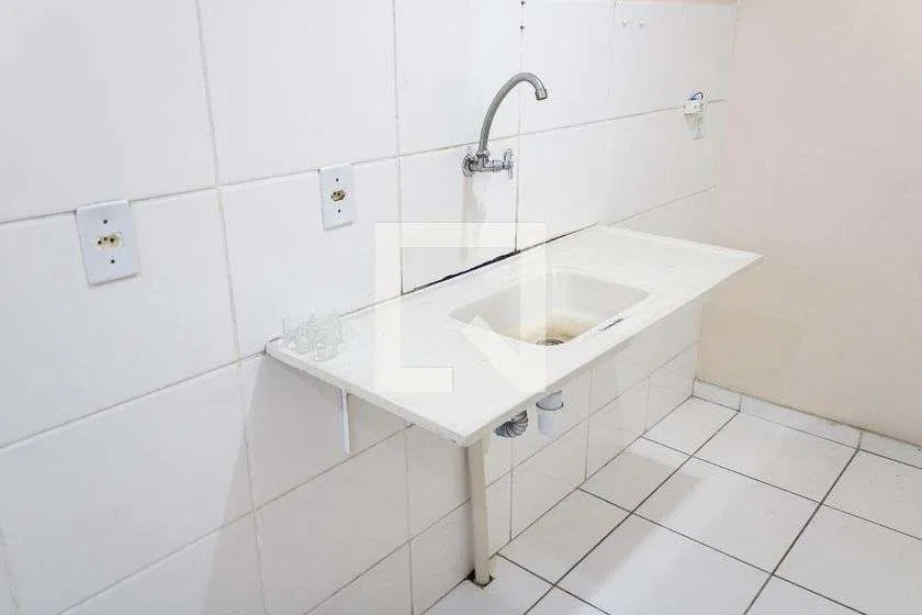 Apartamento de 2 quartos com cozinha separada e 50 m² — photo 7