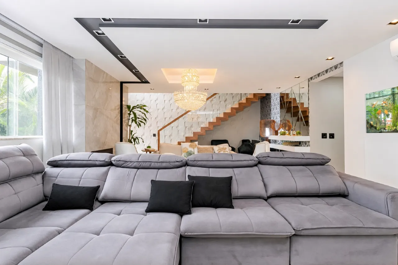 Furnished house with 4 en-suite bedrooms and 314 m²