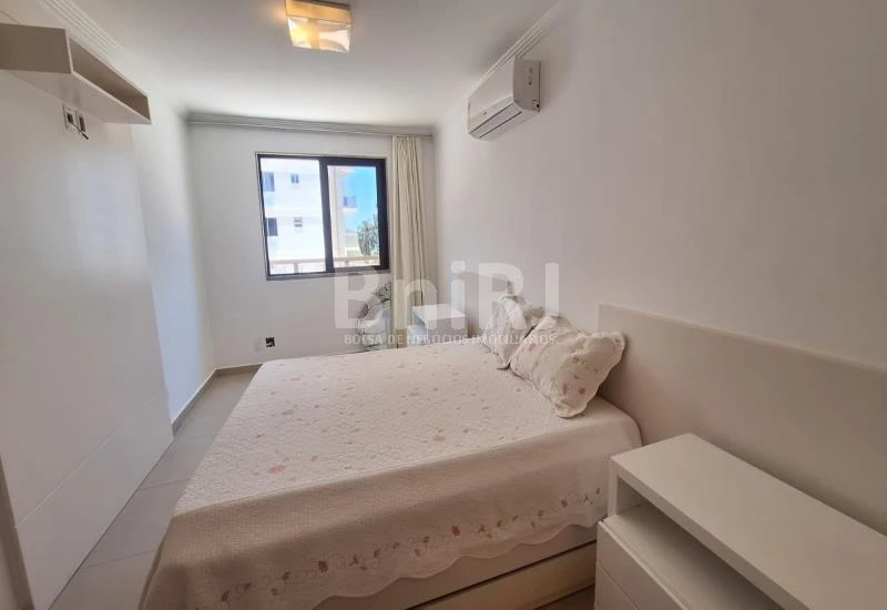 Furnished apartment 267 m² with 3 bedrooms and views — photo 33