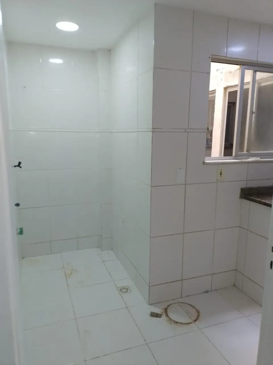 Unfurnished apartment with 2 bedrooms and 1 bathroom — photo 3