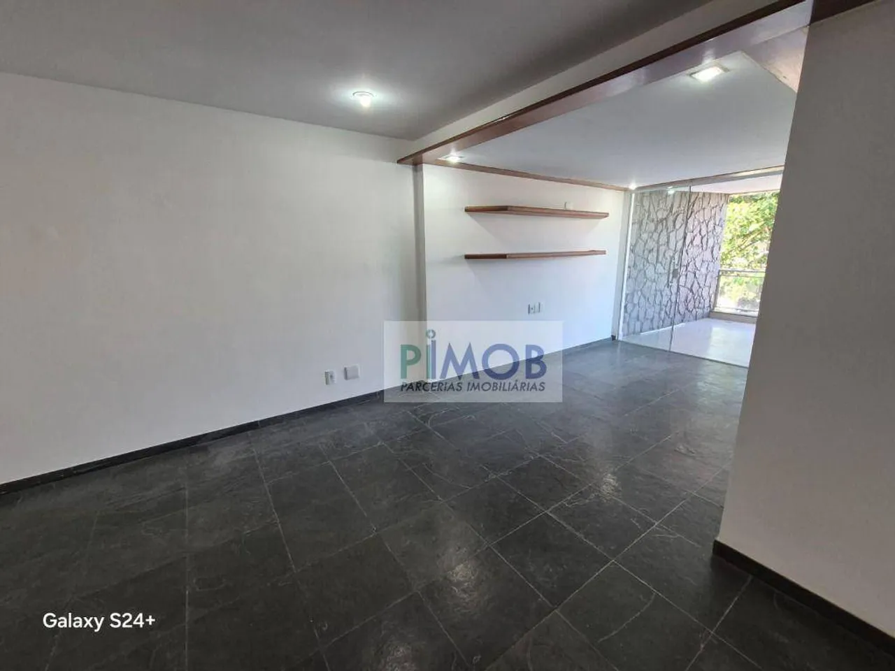 Apartamento de 2 quartos e 104 m² com área de lavanderia — photo 9