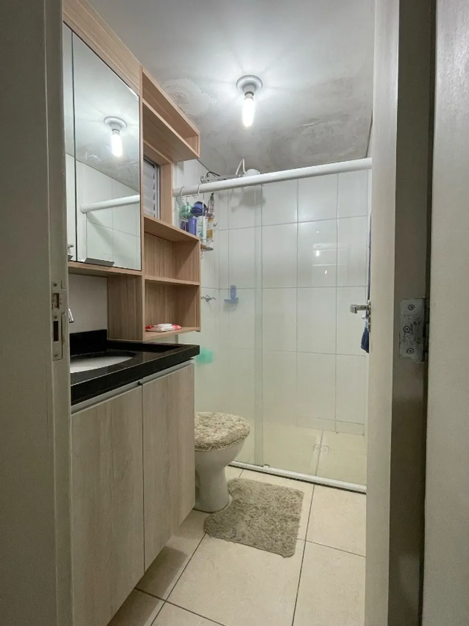 2-bedroom apartment in a building with a gym — photo 8