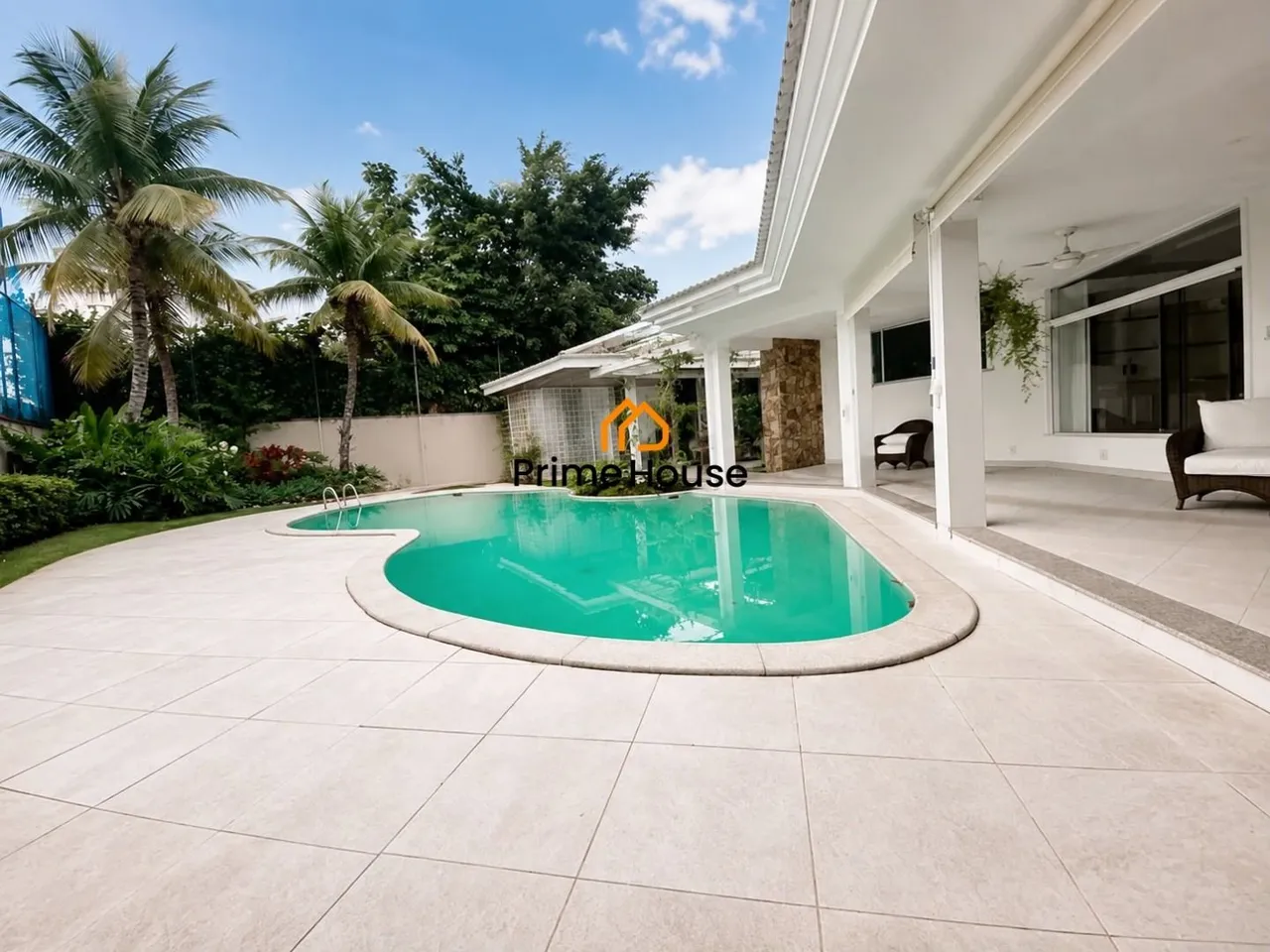 House with 5 bedrooms and 1000 m² plus 3 parking spots — photo 8