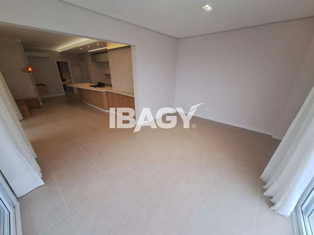 Furnished penthouse with 220 m², 3 bedrooms and 2 parking — photo 3