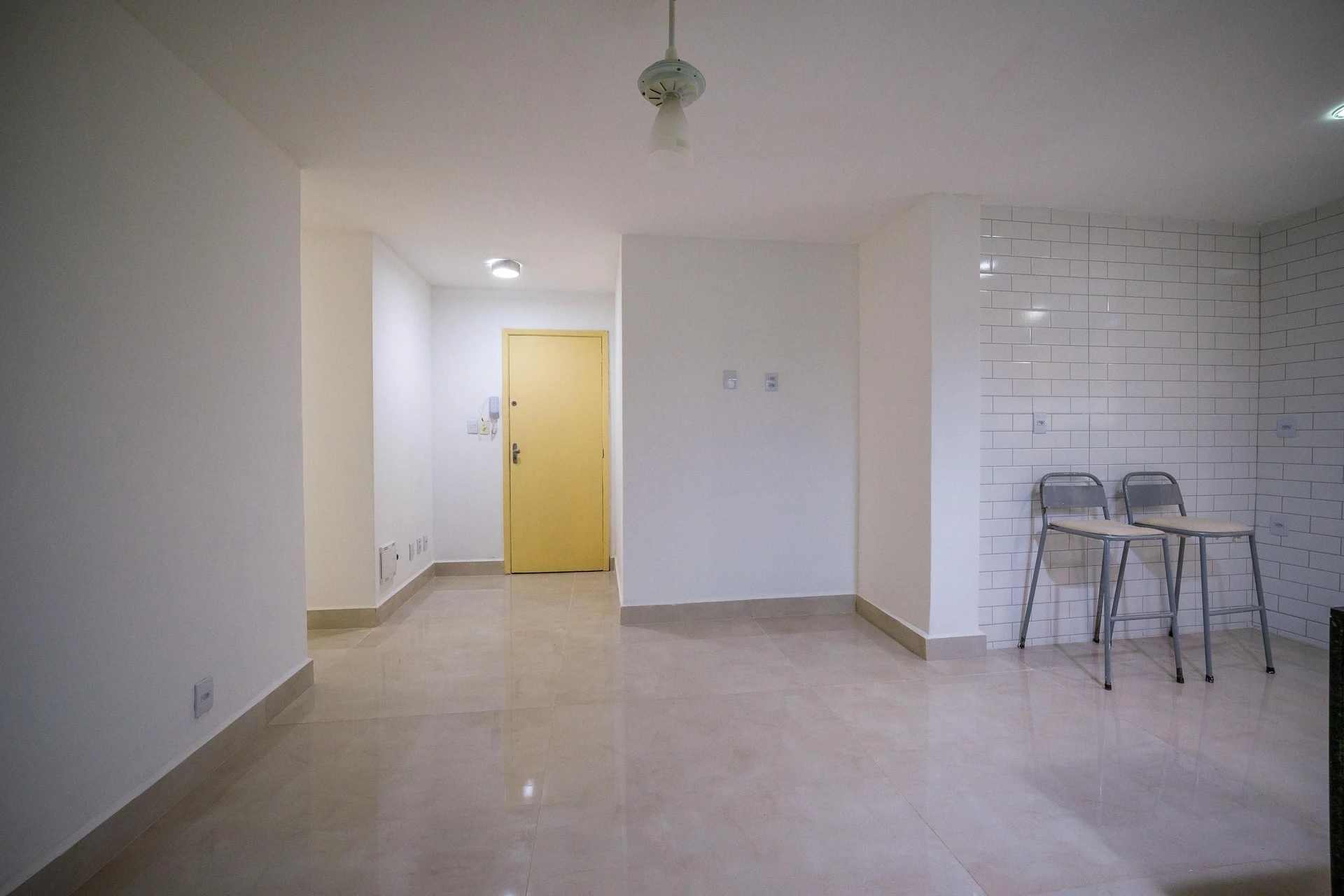 2-bedroom apartment with 1 parking space and private garden — photo 18