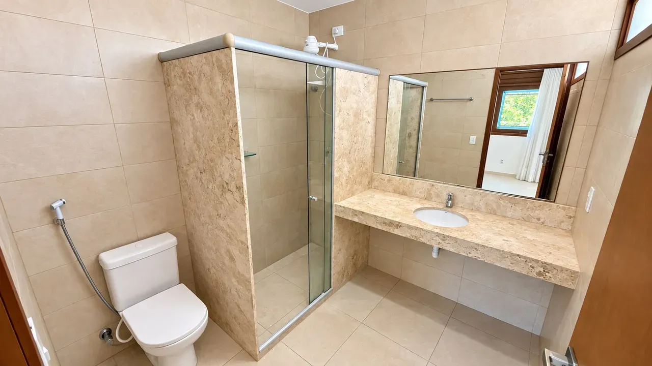 Casa de 340 m² com varanda gourmet e vista para a água — photo 23