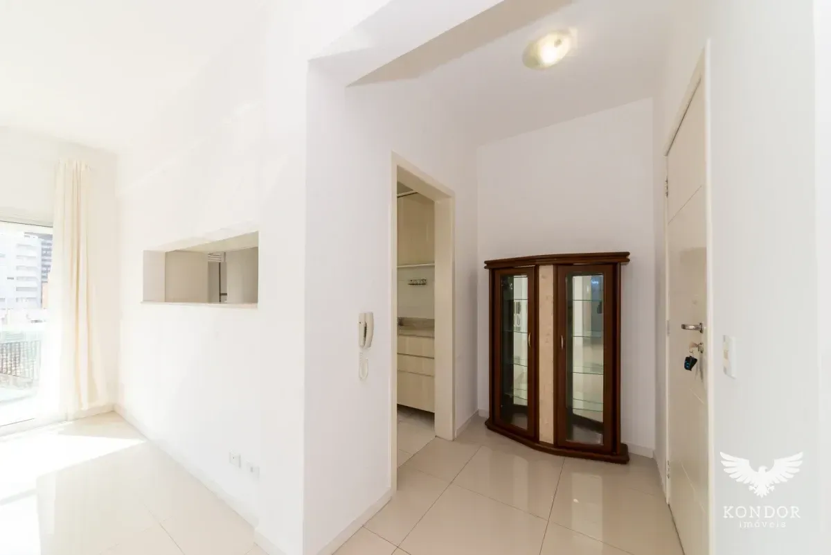 One-bedroom apartment, 65 m²