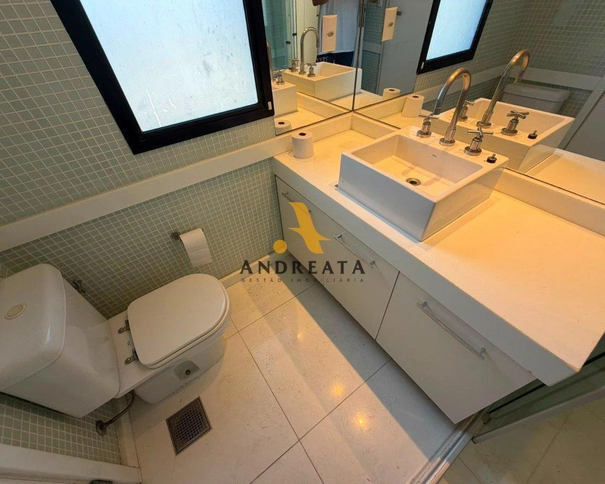 Unfurnished 4-bedroom apartment with 4 bathrooms — photo 25