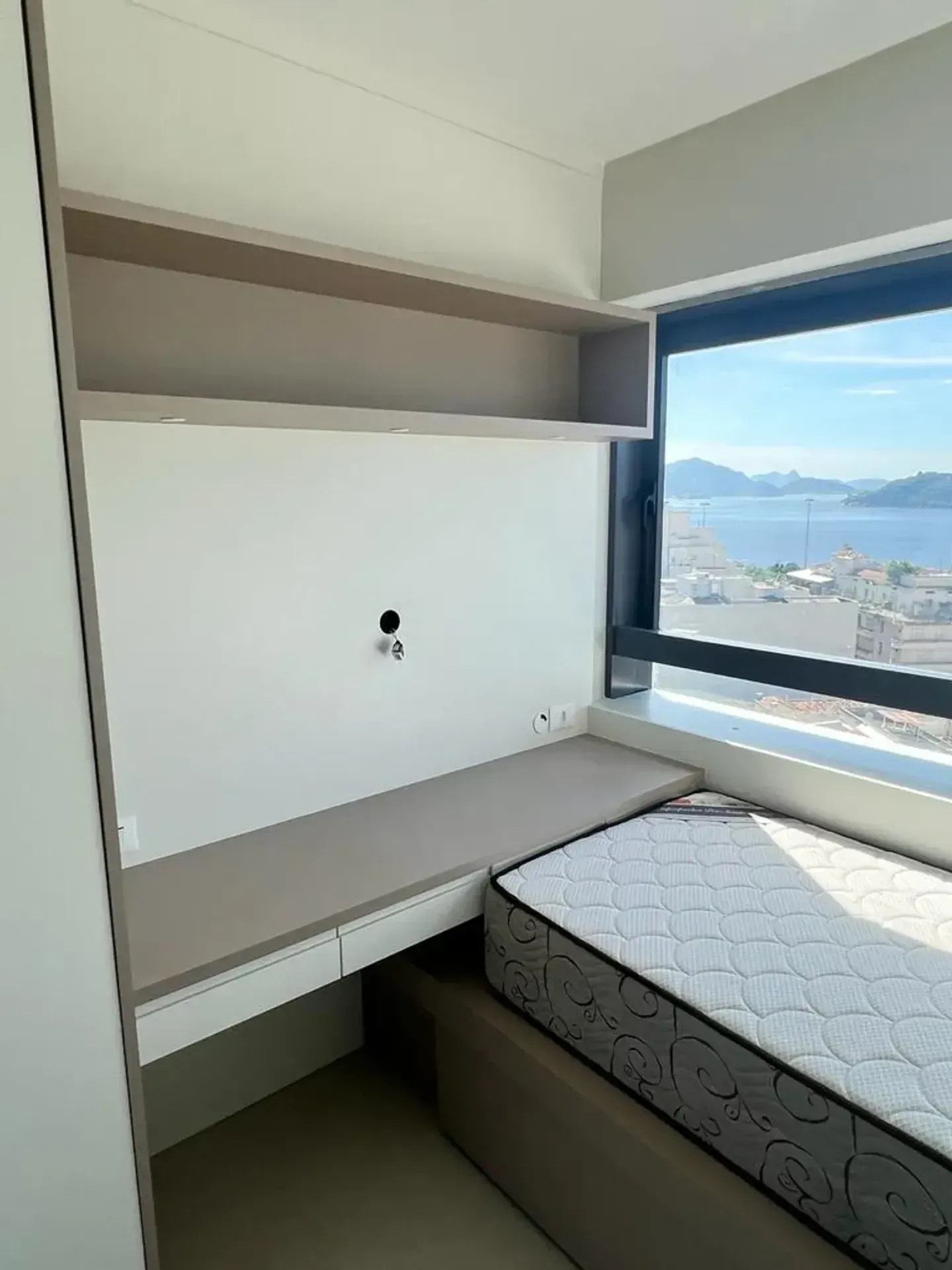 2-bedroom apartment with a water view in Rio de Janeiro — photo 51