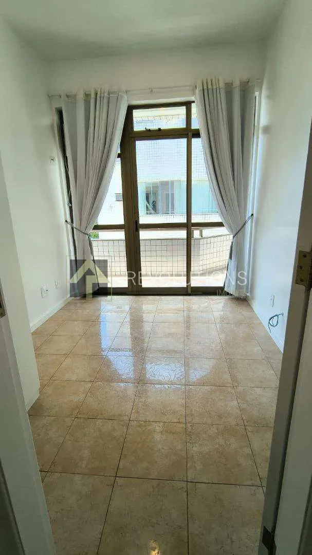 3-bedroom apartment, 1 with its own bathroom, 90 m² — photo 22