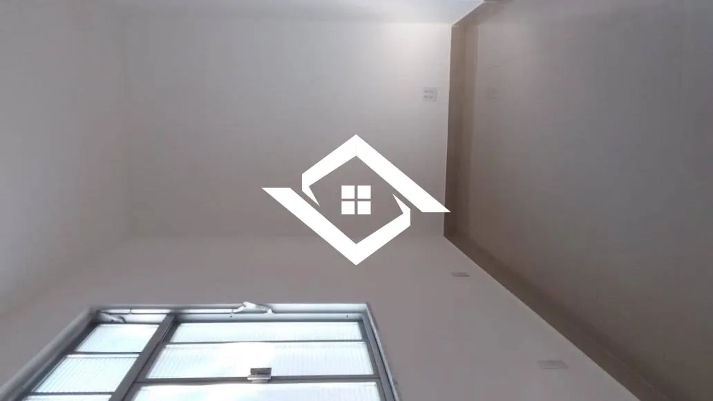 House with 3 bedrooms and 2 bathrooms with a balcony — photo 13