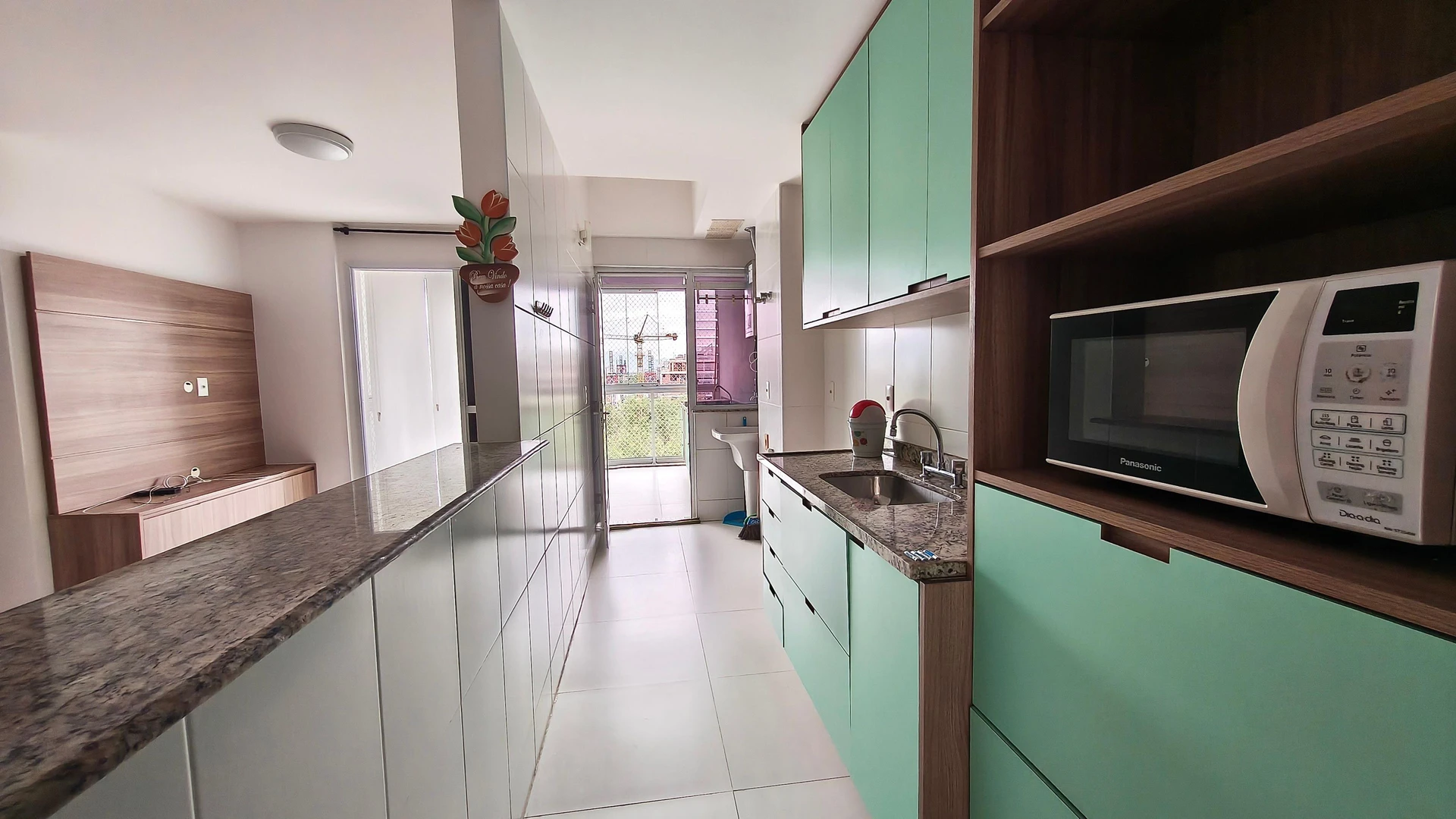 Glass-enclosed balcony in a 2-bedroom apartment, 70 m² — photo 9