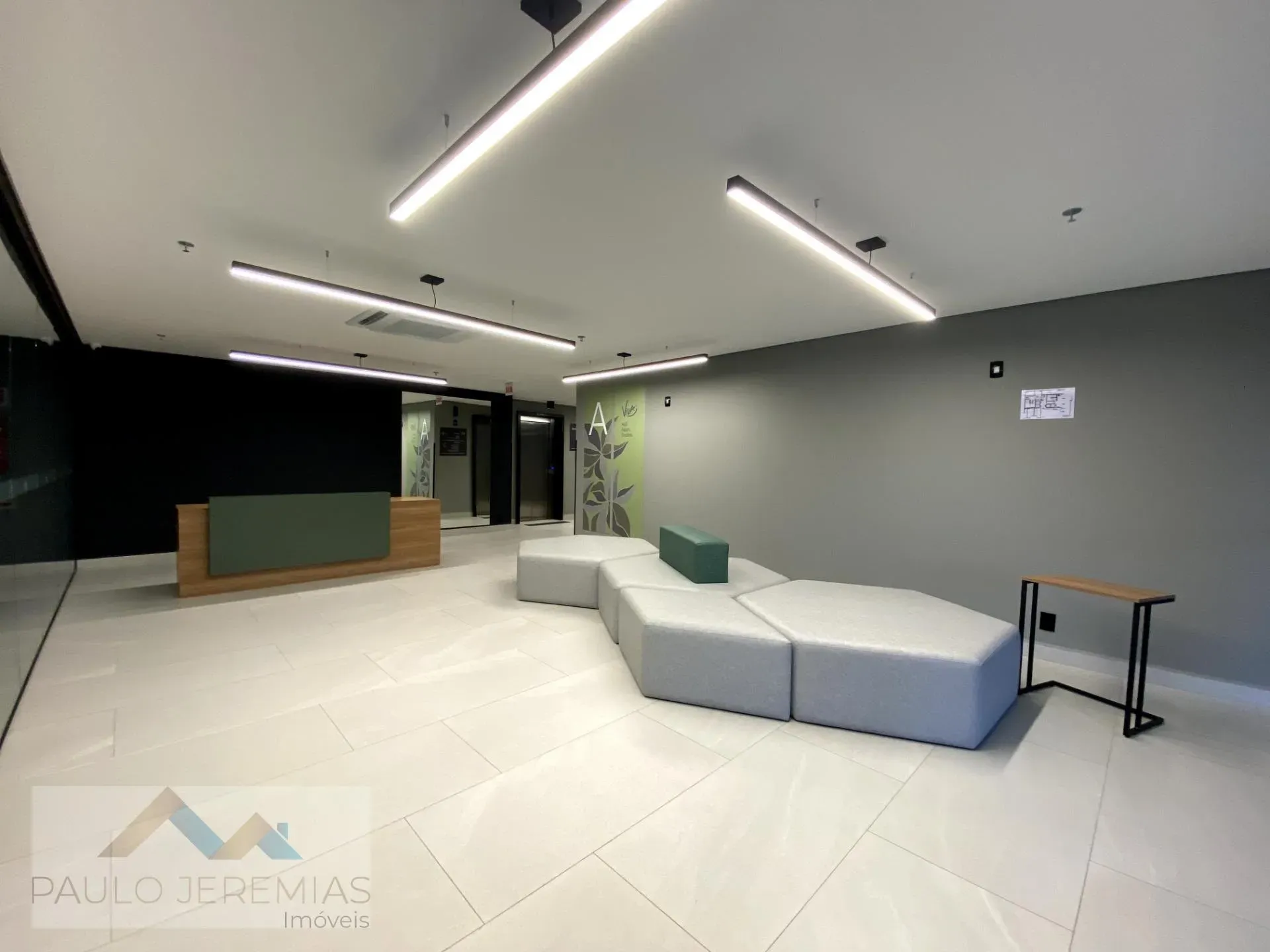 Furnished 31 m² studio with 1 bedroom and 1 bathroom — photo 12