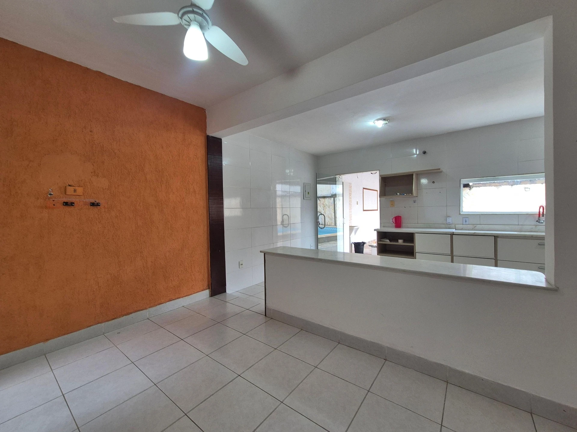 Casa em condomínio com 3 suítes e churrasqueira na varanda — photo 2