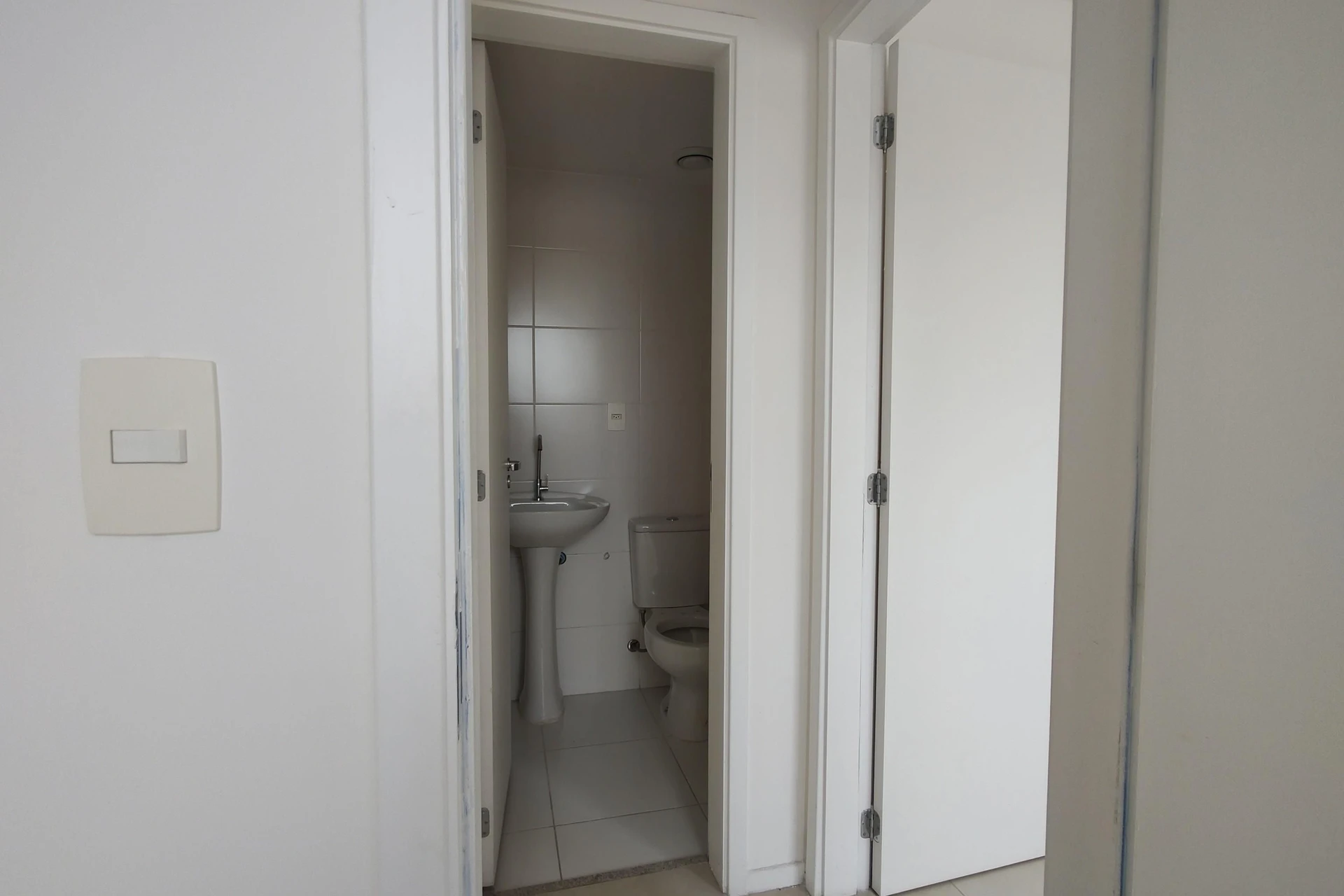 Apartment with 2 bedrooms, balcony and 1 parking space — photo 14