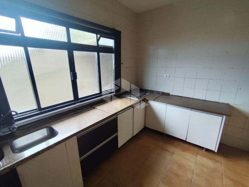 One-bedroom, 40 m² apartment in Florianópolis — photo 12