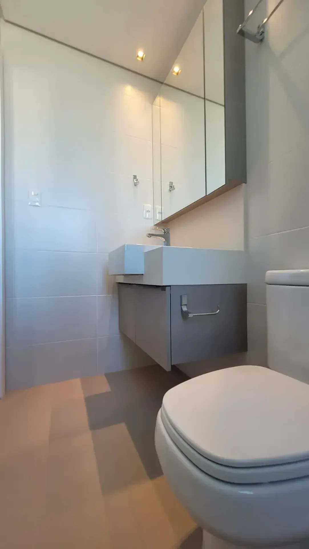 Furnished apartment with private garden and BBQ area — photo 95