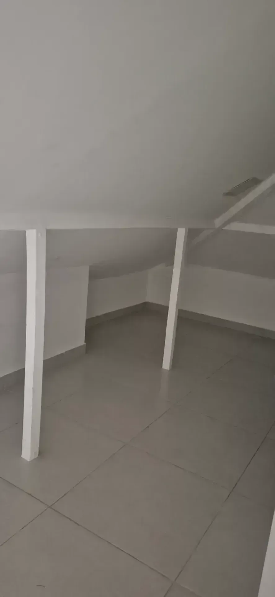 Furnished triplex house with 4 bedrooms and 5 baths — photo 45