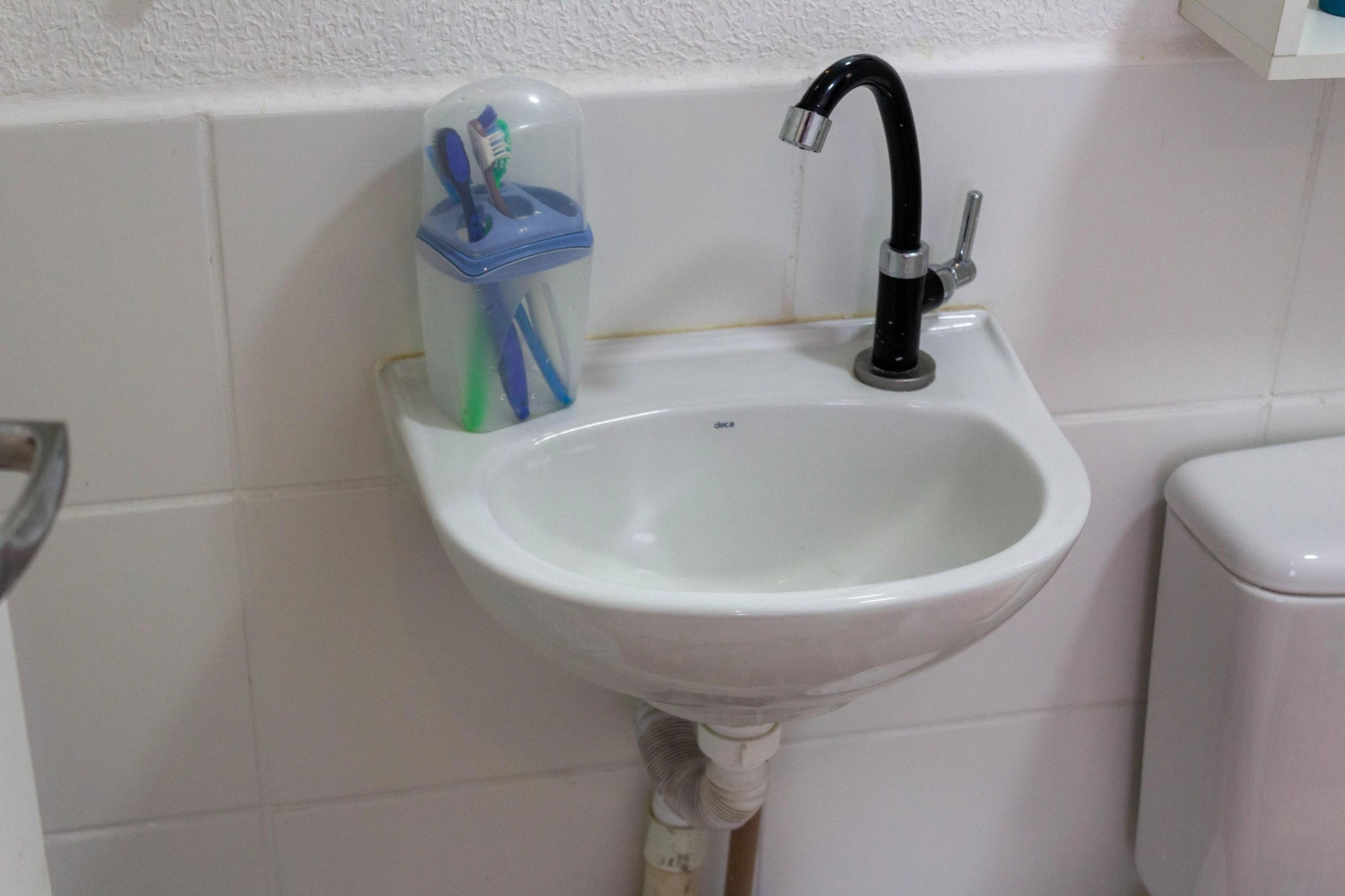 42 m² apartment with a home office and a washing machine — photo 19