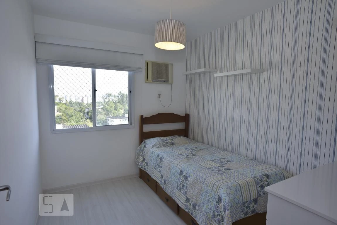 2-bedroom apartment with a mountain view — photo 4