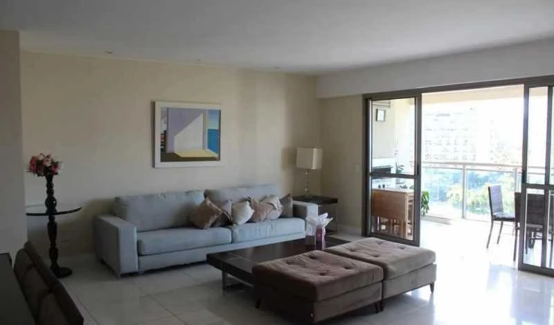 Apartamento mobiliado de 206 m² com cozinha fechada — photo 4