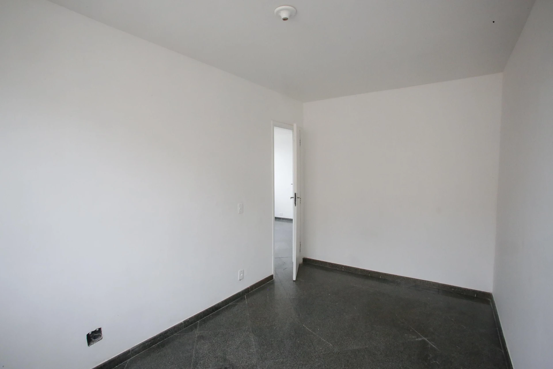 Rental apartment with 3 bedrooms and open-plan kitchen — photo 24