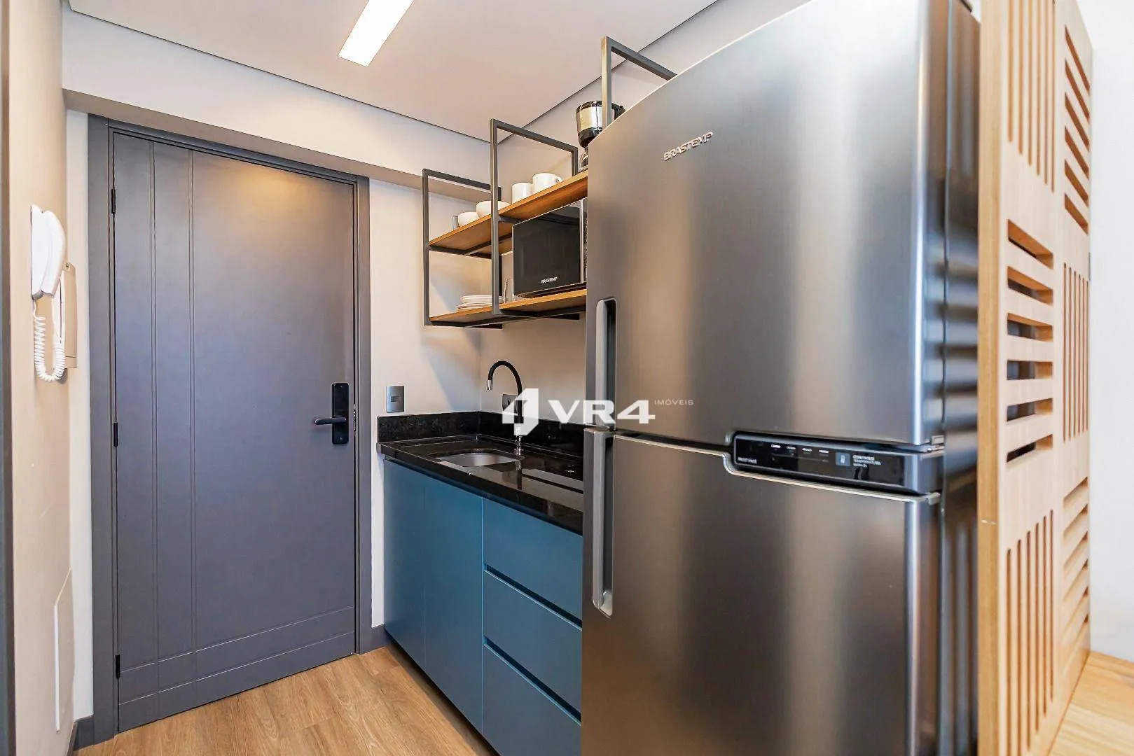 Furnished studio with balcony and private BBQ — photo 8
