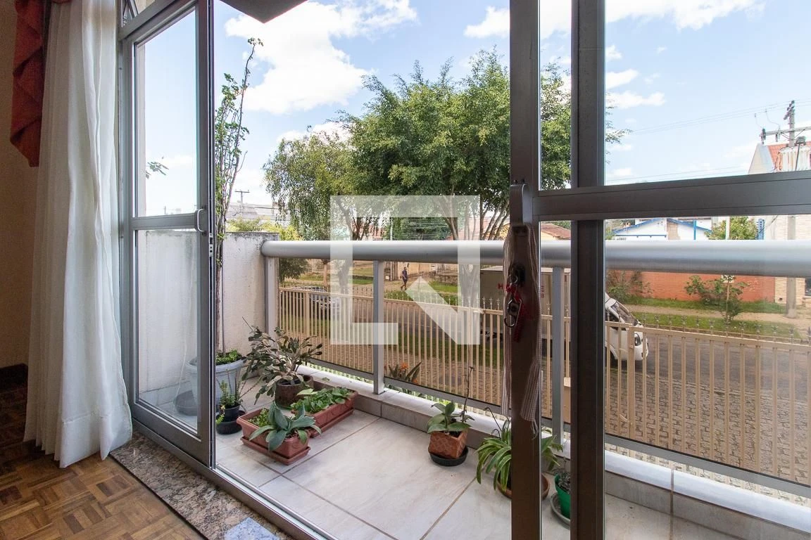 Apartamento de 3 quartos com piso de madeira ou laminado — photo 7