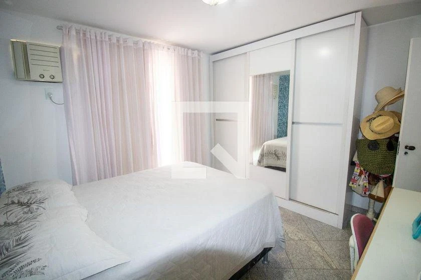 160 m² 3-suite rental apartment with balcony — photo 32