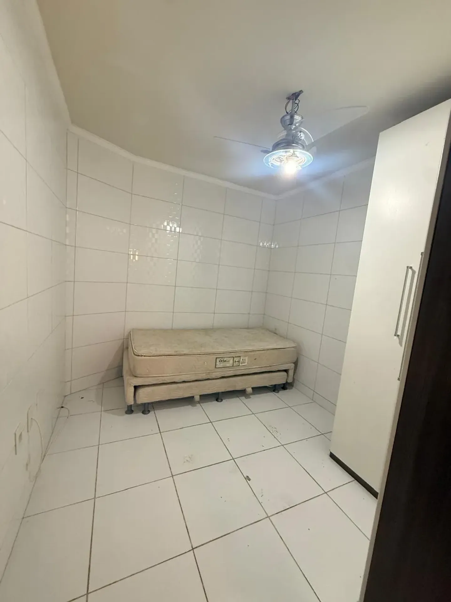 Балкон с грилем и 3 спальни: квартира 100 м² — photo 11