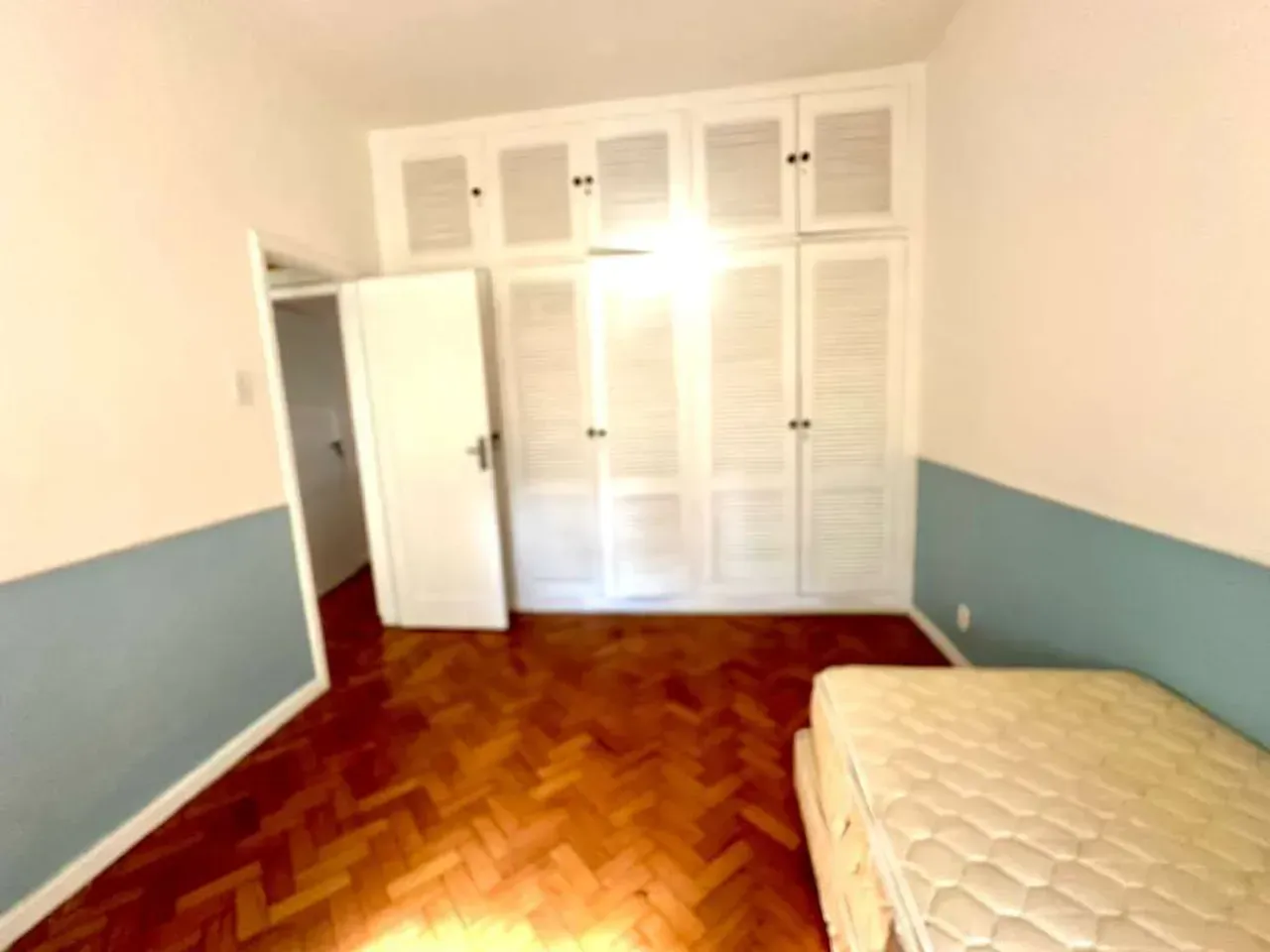 Furnished 142 m² apartment with 3 bedrooms — photo 9