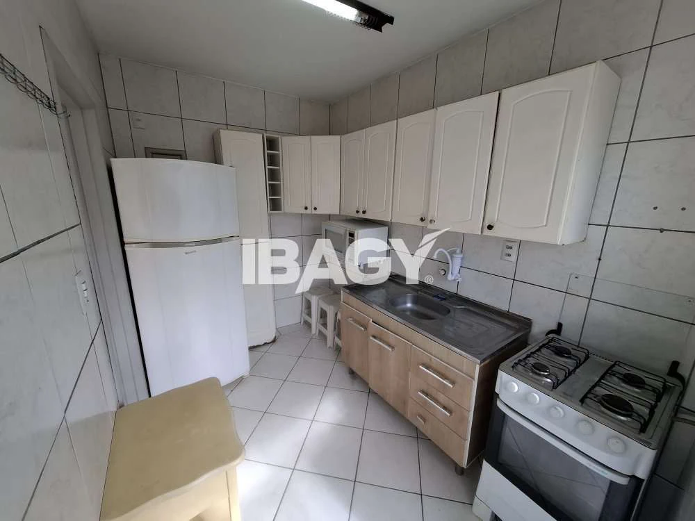 2-bedroom 48 m² apartment with a closed kitchen