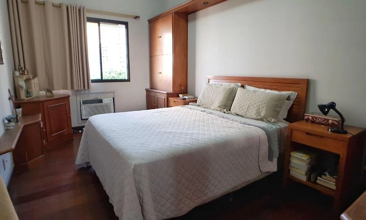Furnished 201 m² apartment with 4 bedrooms and 3 parking — photo 2