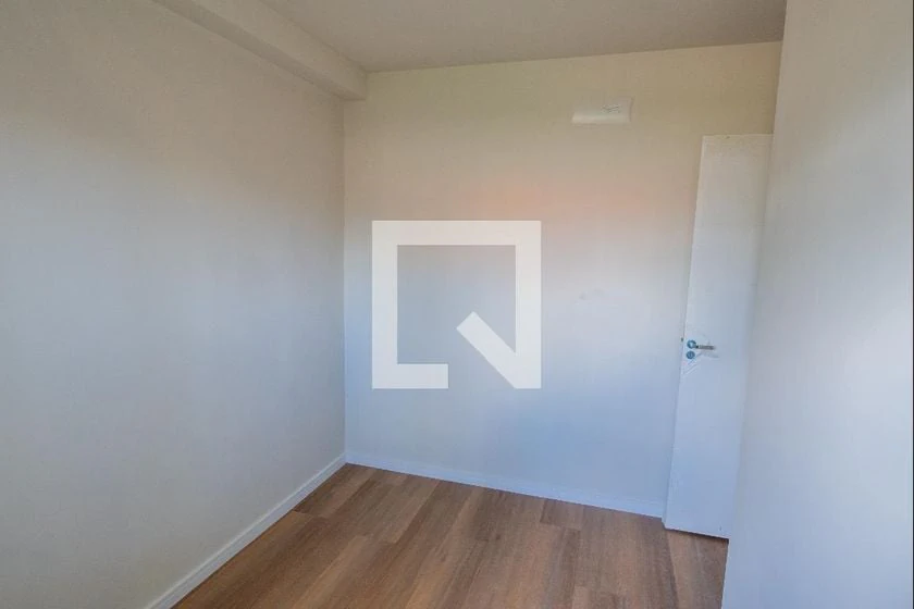 3-bedroom apartment with a grill on the balcony in Curitiba — photo 9