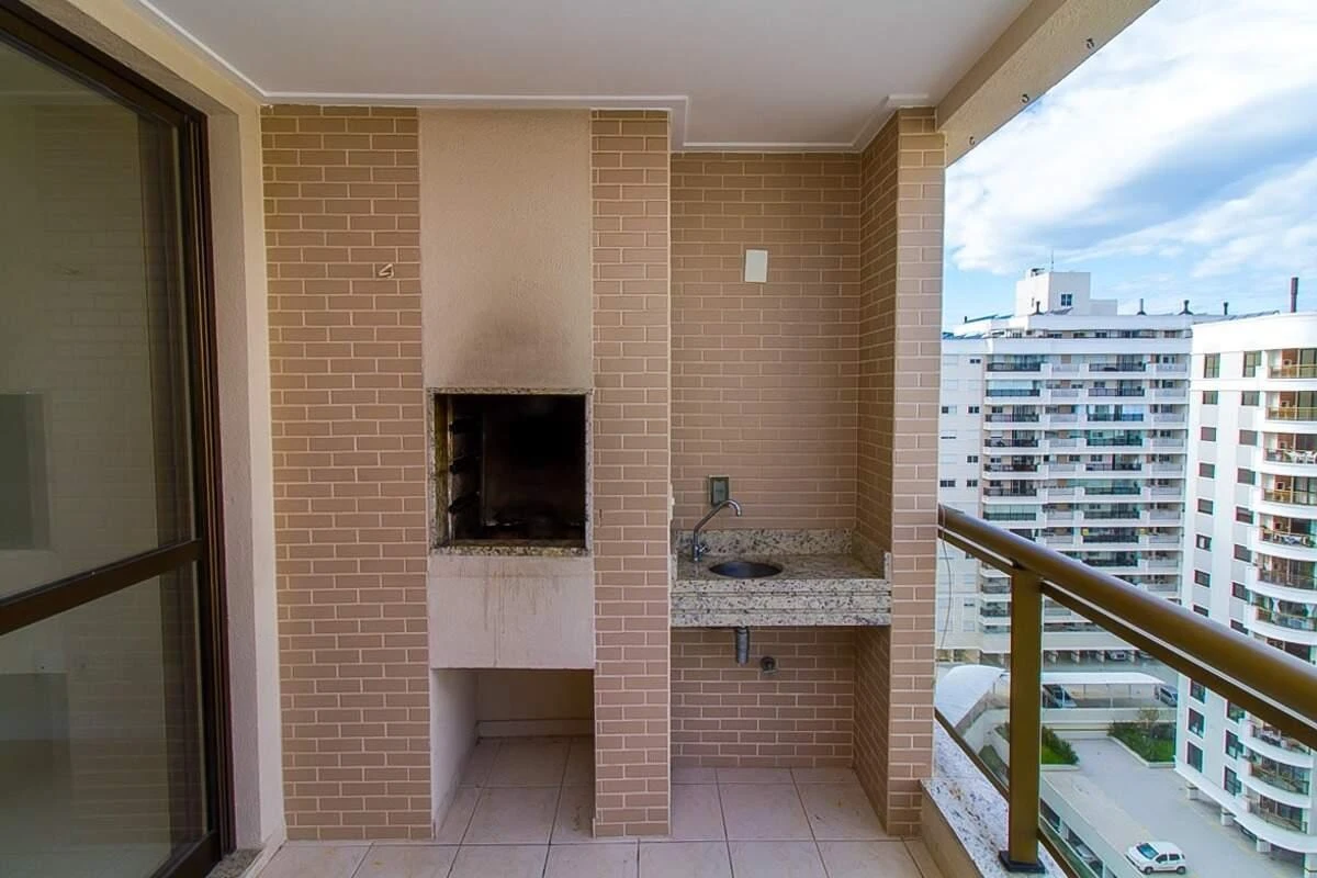 Apartment, 83 m², with a grill on the balcony — photo 12