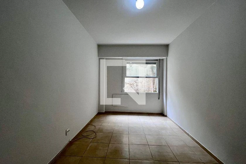 Rental studio with 1 bedroom and 1 bathroom — photo 11