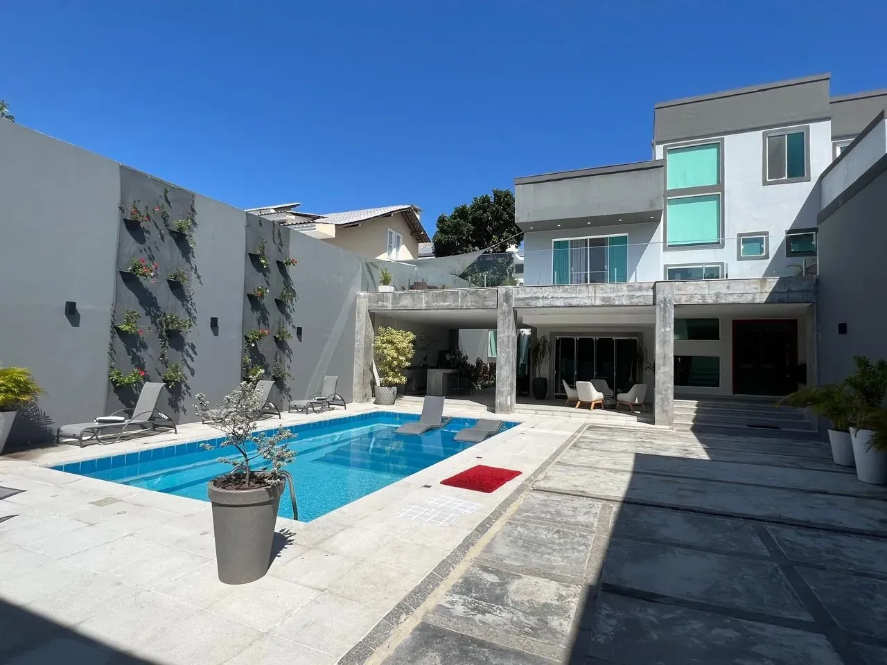 Furnished house with 6 suites, 8 baths and 720 m² — photo 8