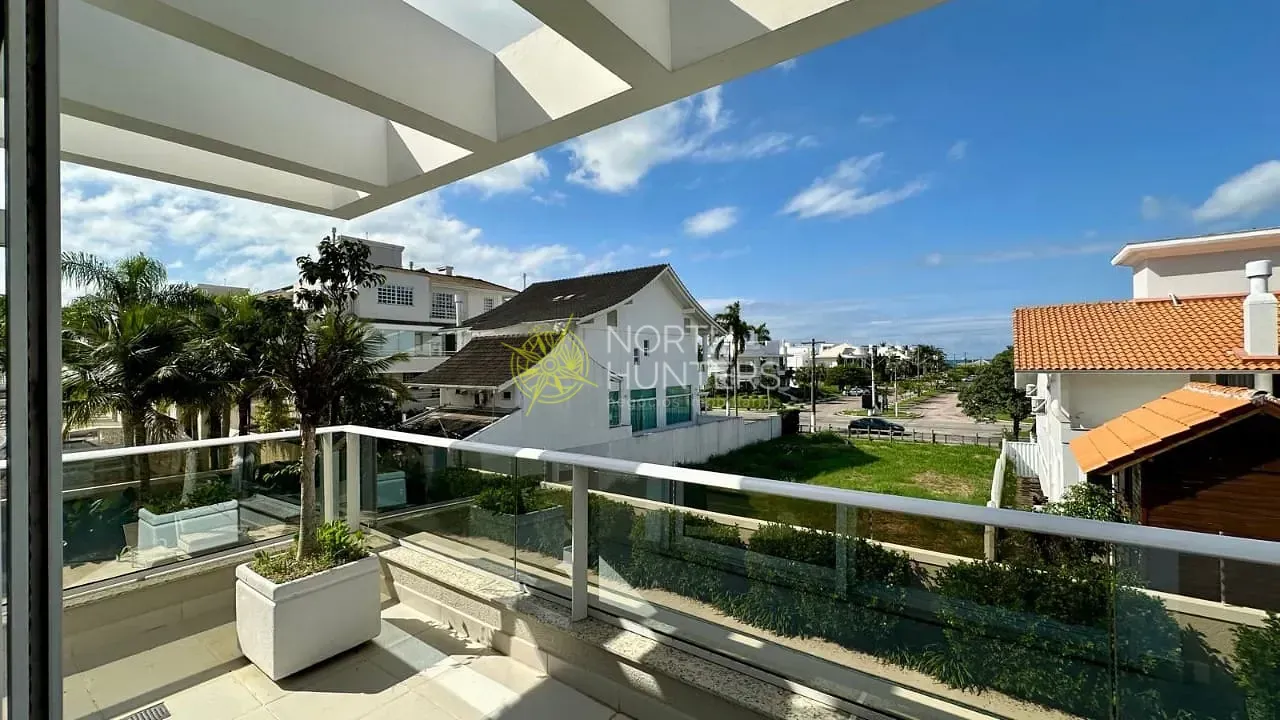 Furnished house with 9 bedrooms and a gas open kitchen — photo 16