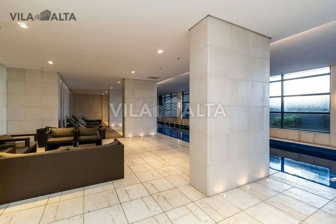 Furnished studio in a building with an indoor pool — photo 16